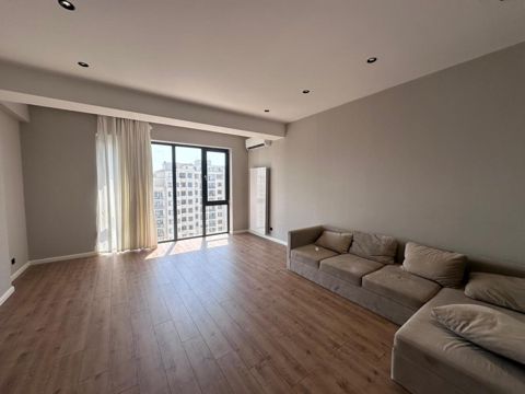 Satılır 3 otaqlı yeni tikili 136 m² — Bakı