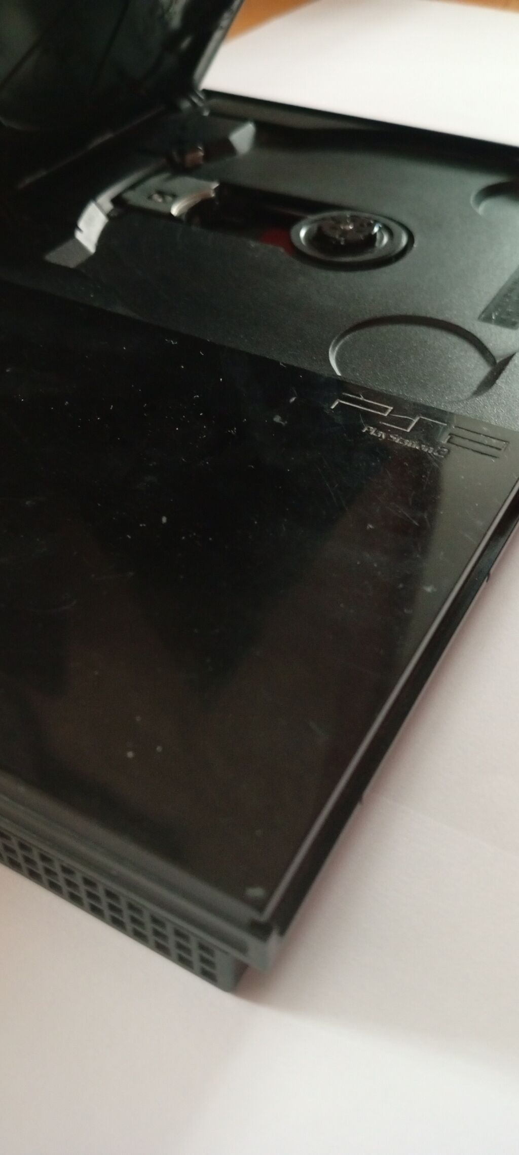 Sony PlayStation 2 Slim (PS2) oyun konsolu üstündə iki işlək pult 17 — Elektronika, Bakı (2)