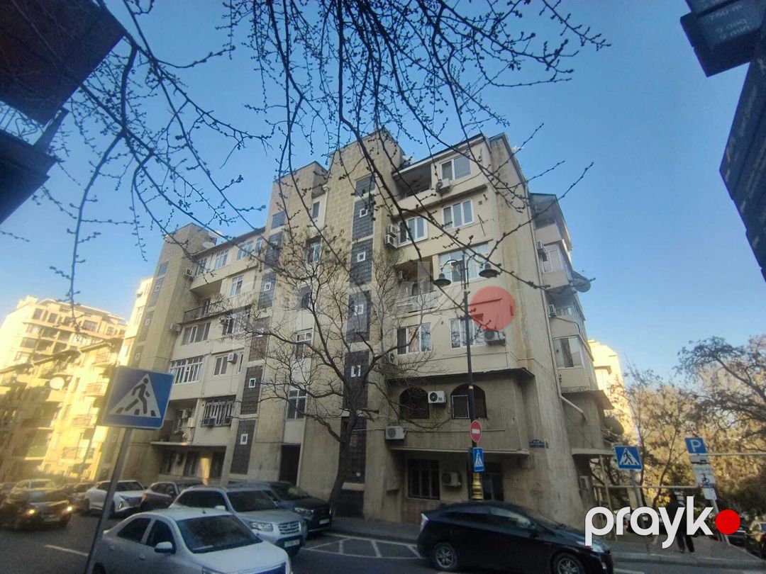 Satılır 2 otaqlı köhnə tikili 50 m² — Mənzil, Bakı (2)
