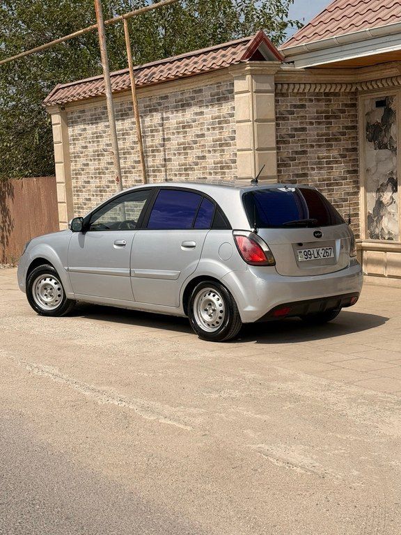 Kia Rio, 1.5 L, 2010 il, 190 000 km — Avtomobillər, Salyan (4)