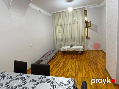 İcarəyə verilir 5 otaqlı yeni tikili 130 m²