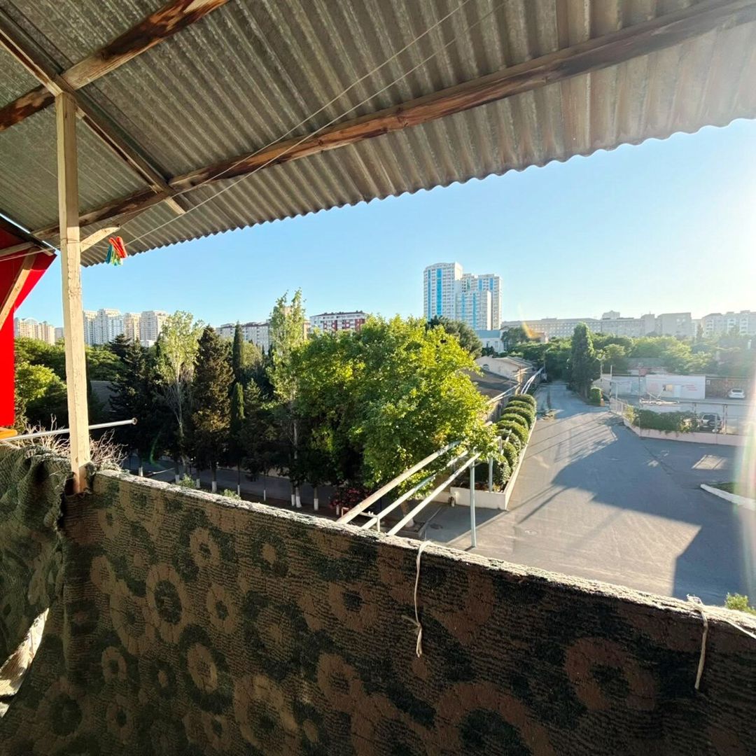 Satılır 2 otaqlı köhnə tikili 57 m² — Mənzil, Bakı (12)