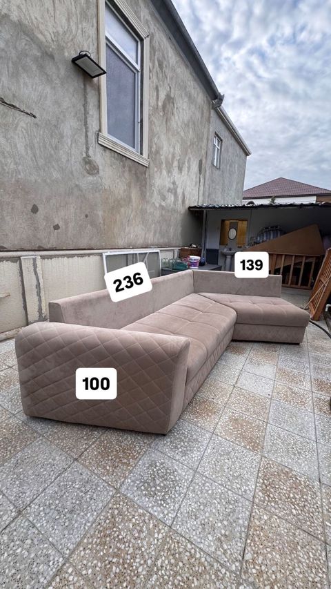 Divan satilir Ela veziyyetdedir baza yoxdur ve acilmir. Qiymet 250 — Mehdiabad