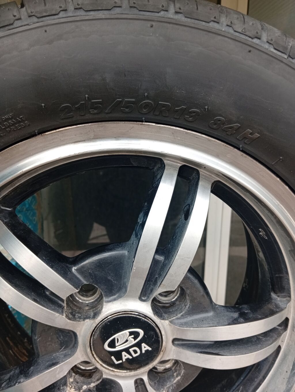 Lada markalı yüngül lehimli disk və şin dəsti - Disk: Lada loqolu, 5 — Avto, Gəncə (2)