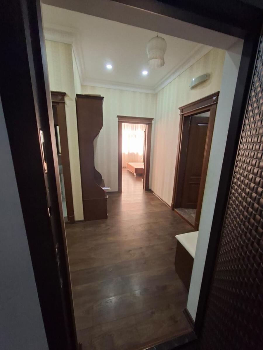İcarəyə verilir 3 otaqlı yeni tikili 140 m² — Mənzil, Bakı (7)