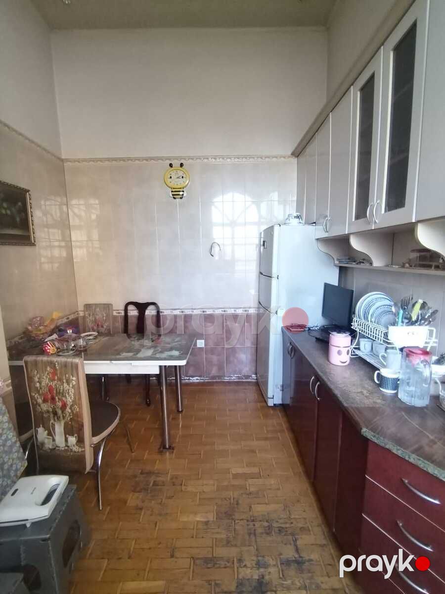 Satılır 5 otaqlı köhnə tikili 200 m² — Mənzil, Bakı (7)