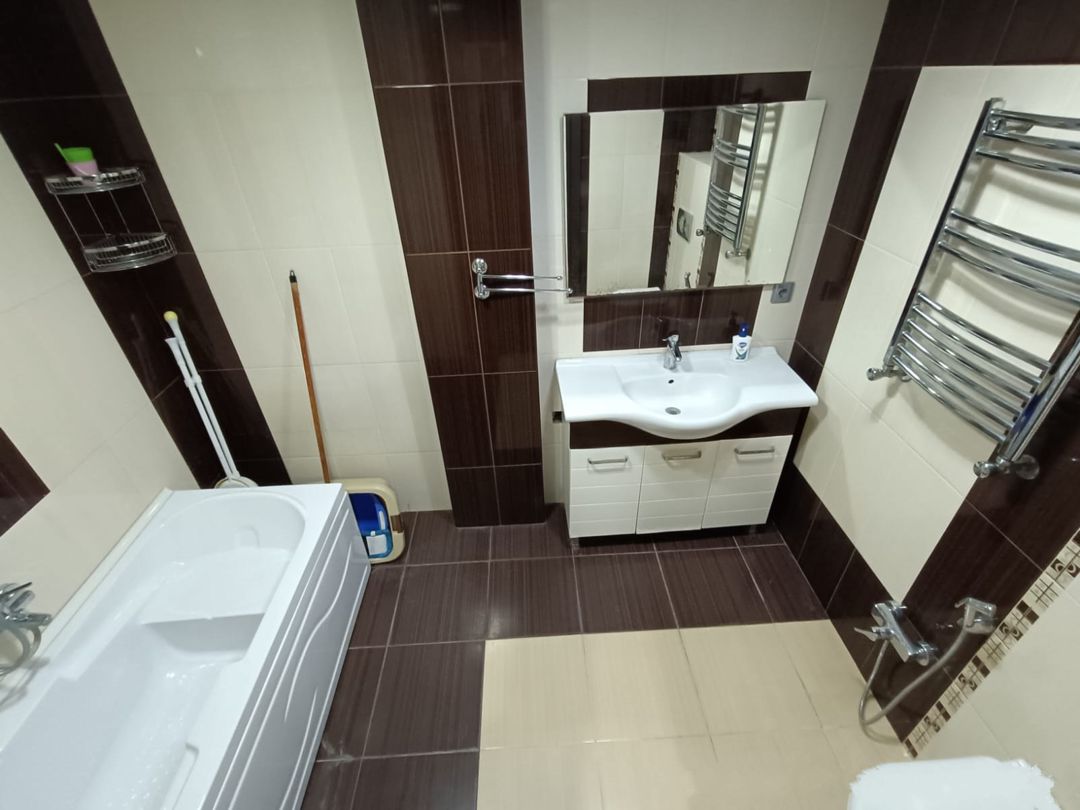 İcarəyə verilir 2 otaqlı yeni tikili 70 m² — Mənzil, Bakı (5)