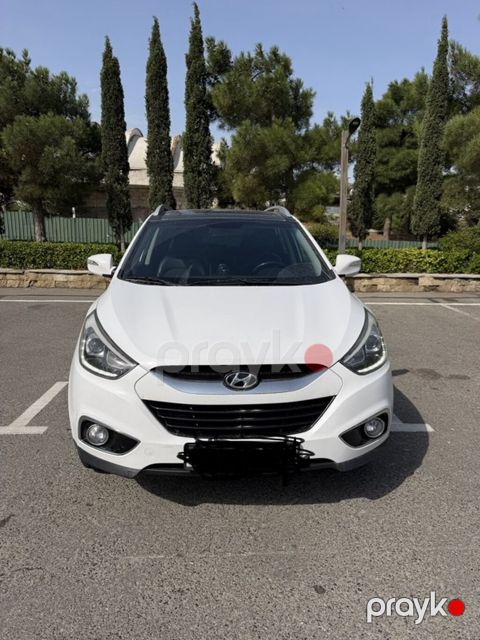 Hyundai ix35: 2 l 2014 il Krossover