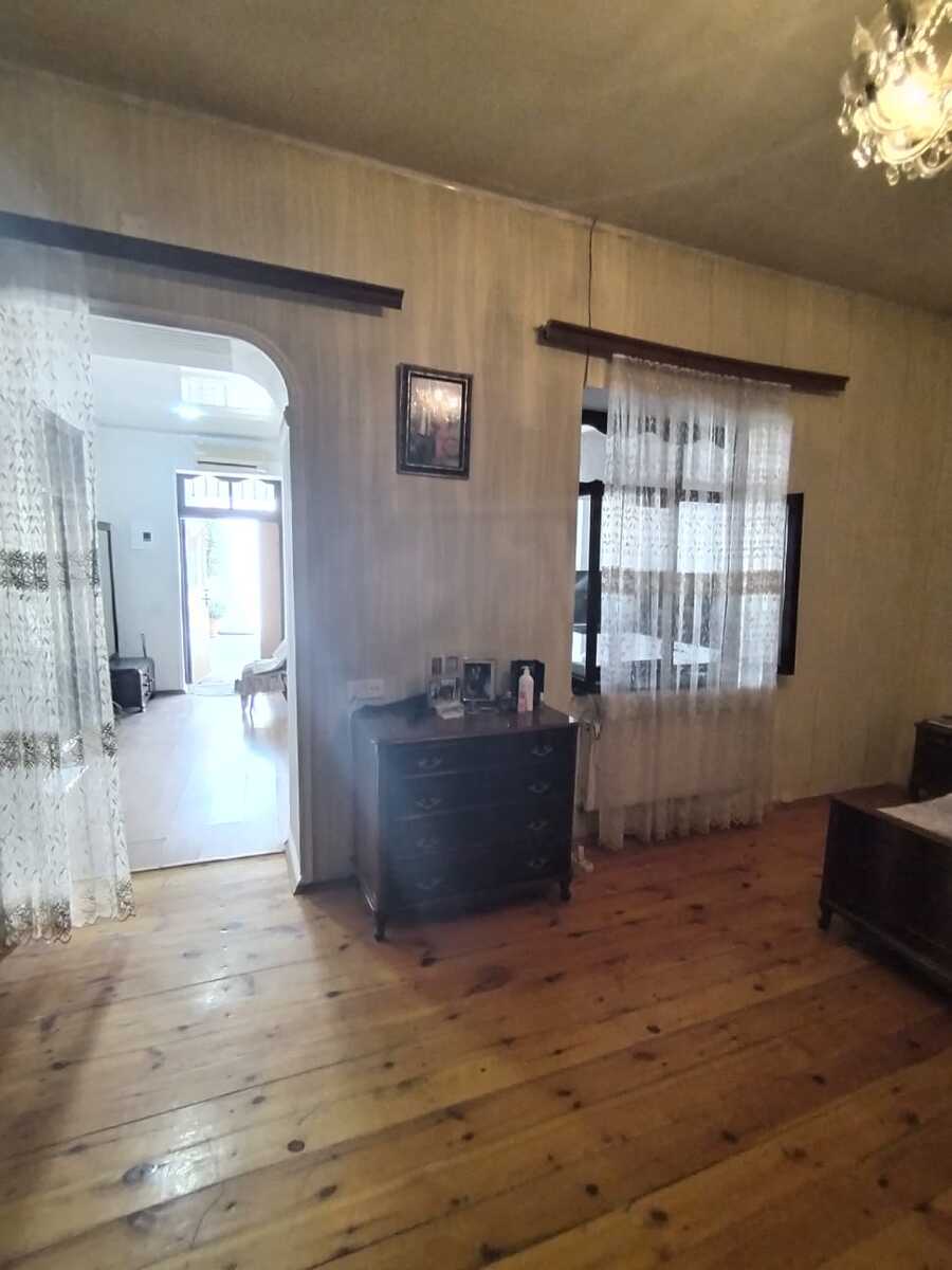 Satılır 5 otaqlı həyət evi/bağ evi 200 m² — Ev, villa, Bakı (10)
