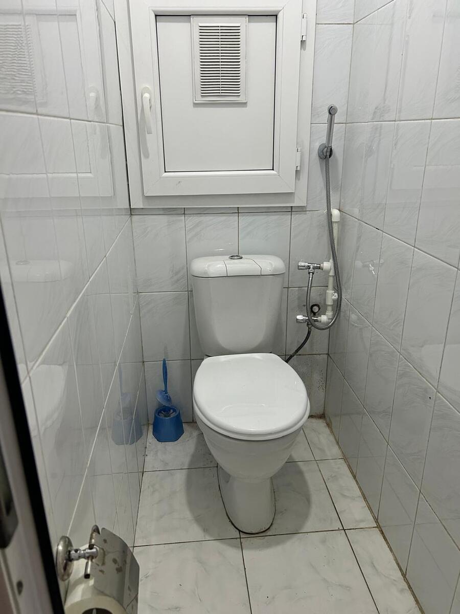 İcarəyə verilir 2 otaqlı köhnə tikili 70 m² — Mənzil, Bakı (9)