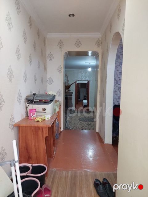 İcarəyə verilir 3 otaqlı köhnə tikili 75 m²