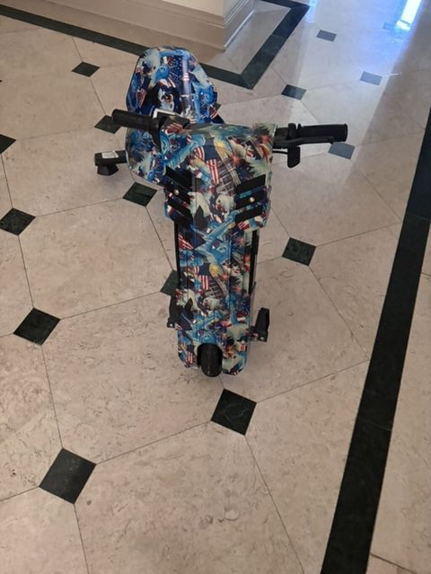 Uşaq üçün elektrikli drift skuter - Model: 3 təkərli oturacaqlı drift — Digah