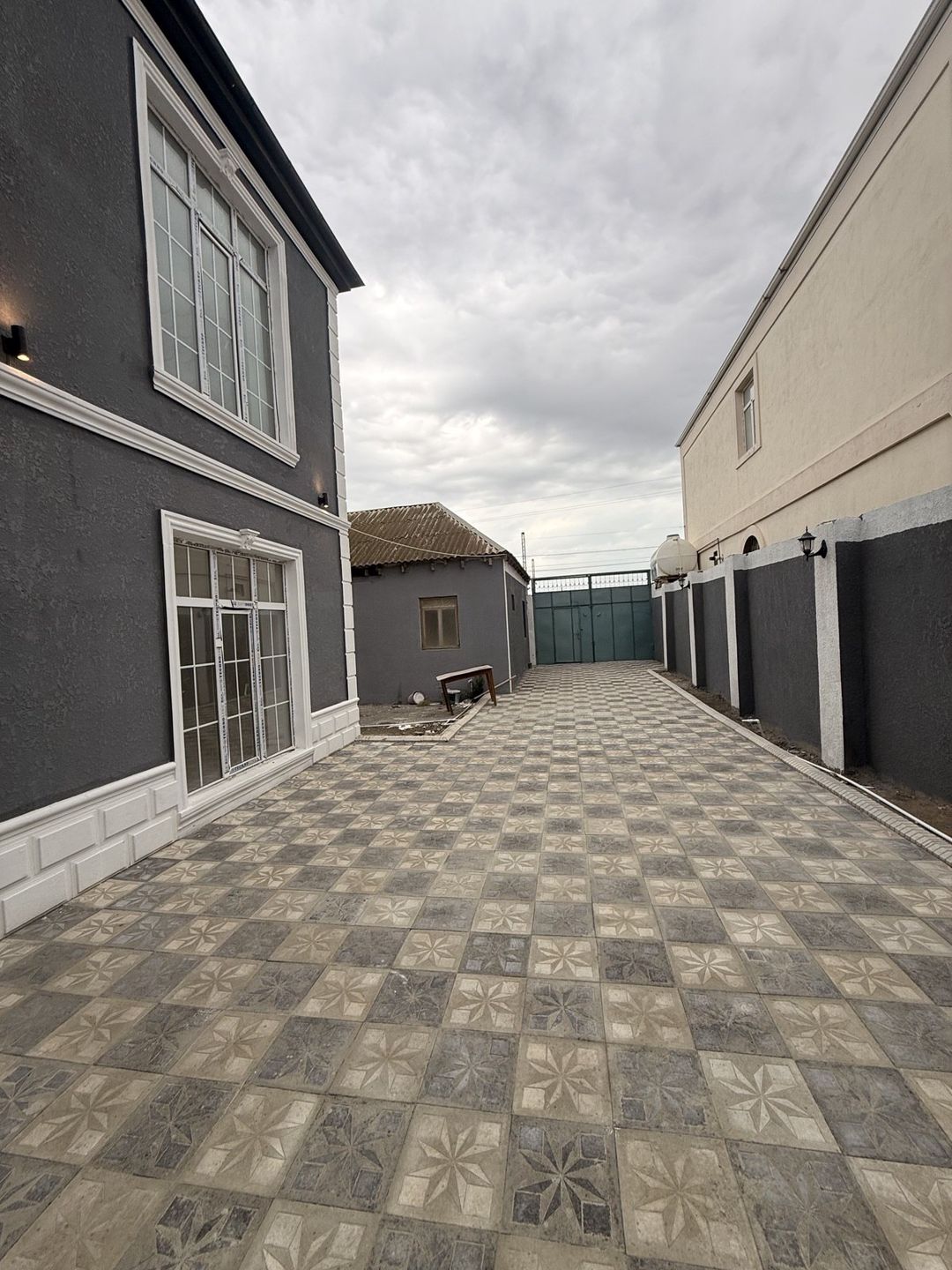 Satılır 7 otaqlı həyət evi/bağ evi 200 m² — Ev, villa, Bakı (9)