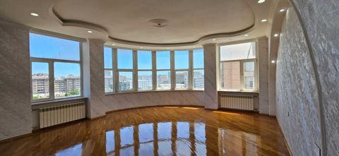 Satılır 3 otaqlı yeni tikili 150 m² — Bakı