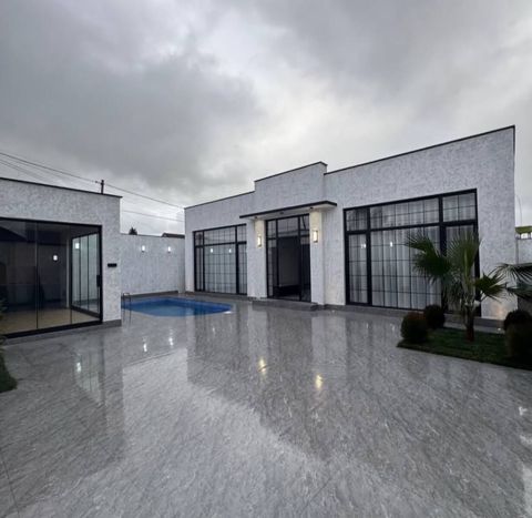Satılır 4 otaqlı həyət evi/bağ evi 150 m² — Bakı