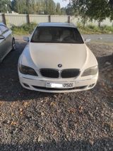 BMW 750, 4.8 L, 2007 il, 290 000 km — Авто
