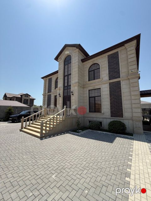 Satılır 5 otaqlı həyət evi/bağ evi 450 m²