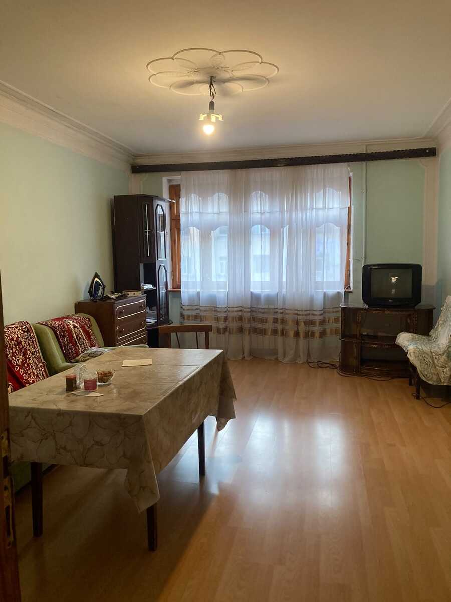 Satılır 3 otaqlı köhnə tikili 80 m² — Mənzil, Bakı