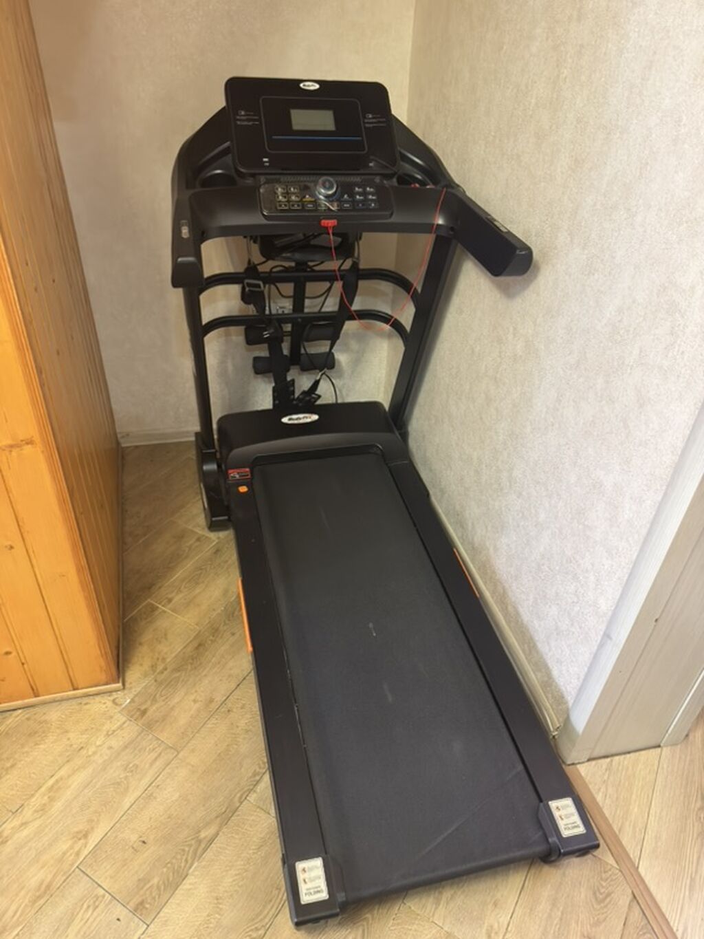 BodyFit qaçış trenajoru - Katlanan konstruksiya: hidravlik dəstəkli — İdman və istirahət, Bakı (3)