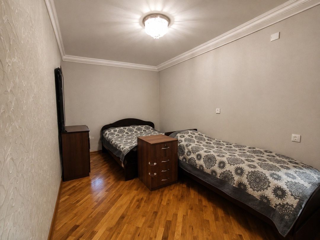 Satılır 4 otaqlı köhnə tikili 104 m² — Mənzil, Bakı (6)