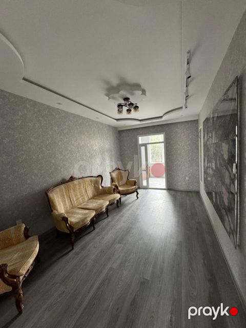 Satılır 3 otaqlı köhnə tikili 80 m²
