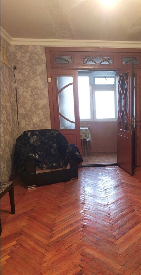 İcarəyə verilir 1 otaqlı köhnə tikili 42 m² — Bakı