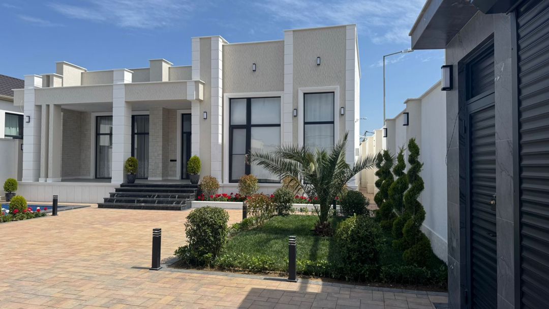Satılır 3 otaqlı həyət evi/bağ evi 180 m² — Ev, villa, Bakı (10)