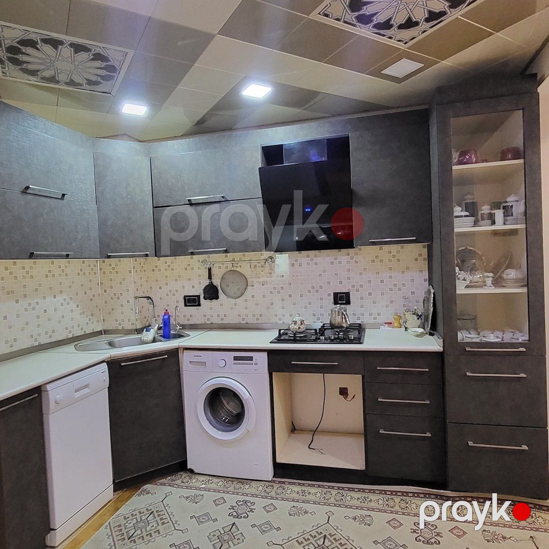 Satılır 4 otaqlı köhnə tikili 110 m² — Mənzil, Bakı (6)