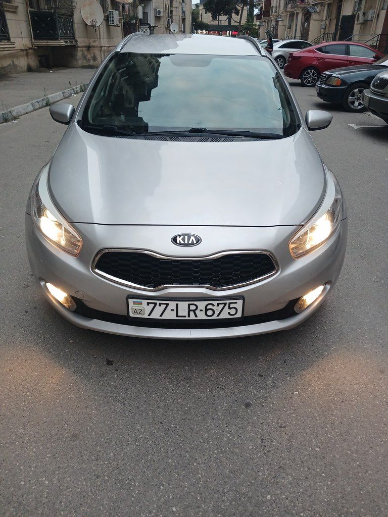 Kia Ceed SW, 1.6 L, 2015 il, 258 000 km — Avtomobillər, Bakı (2)