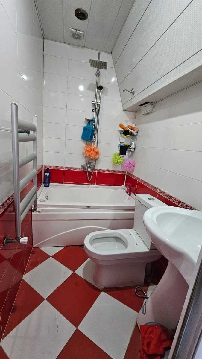 Satılır 4 otaqlı həyət evi/bağ evi 140 m² — Ev, villa, Bakı (12)