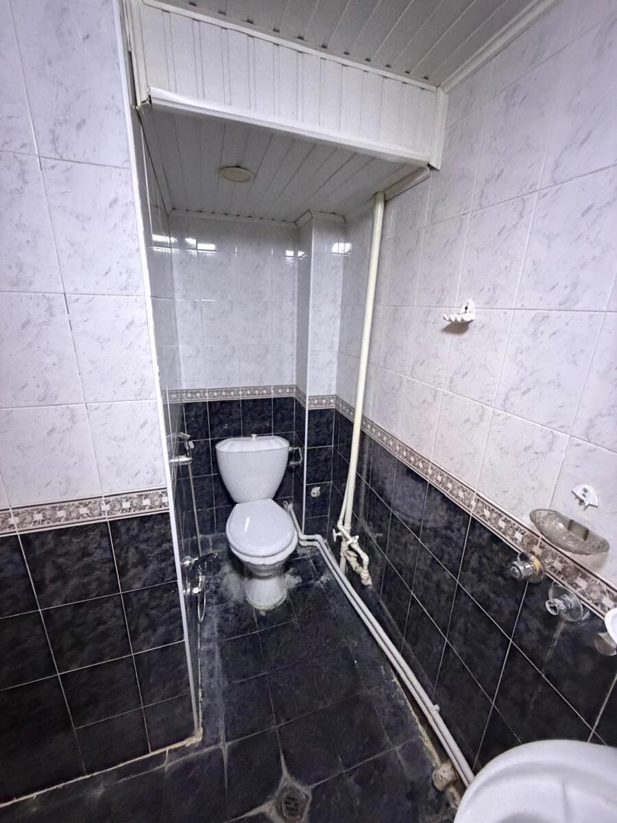 Satılır 1 otaqlı köhnə tikili 40 m² — Mənzil, Bakı (8)