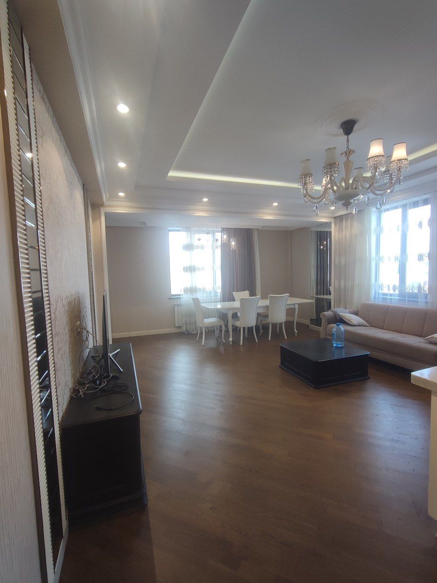 İcarəyə verilir 3 otaqlı yeni tikili 120 m² — Mənzil, Bakı (7)