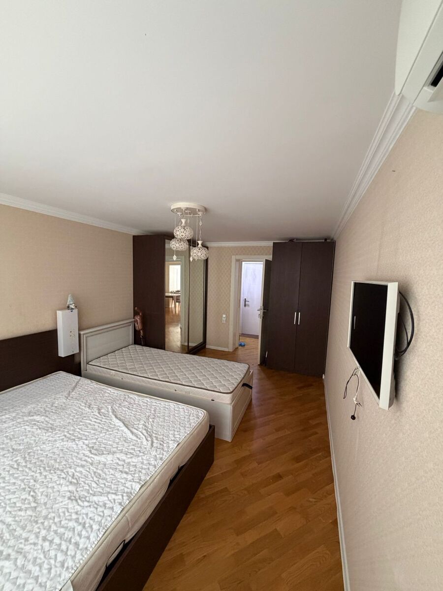 Satılır 3 otaqlı köhnə tikili 70 m² — Mənzil, Bakı (5)