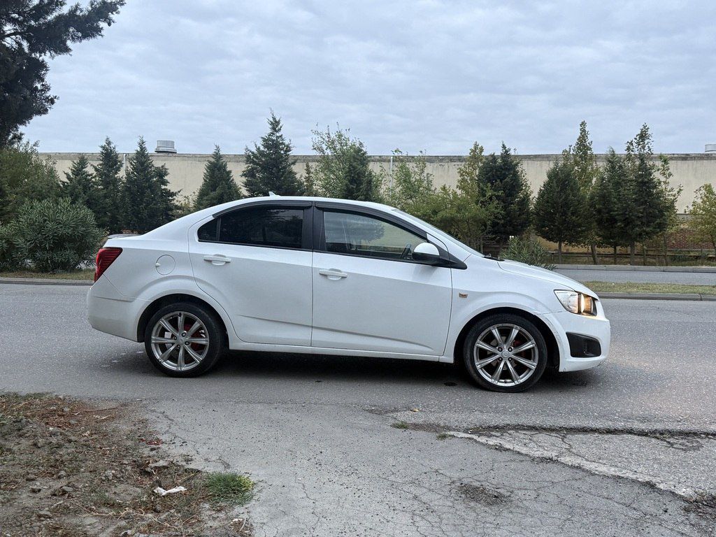 Chevrolet Aveo, 1.4 L, 2012 il, 277 000 km — Avtomobillər, Sumqayıt (10)