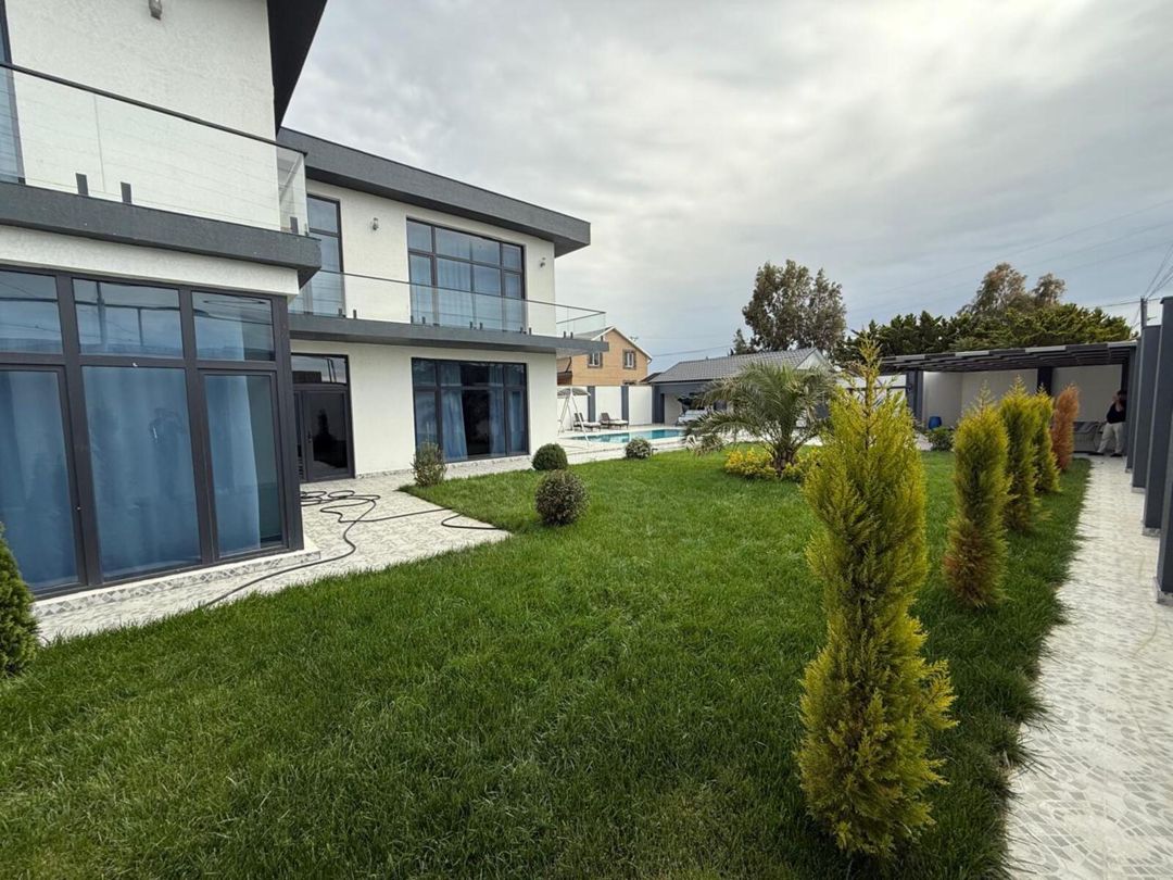 Satılır 5 otaqlı həyət evi/bağ evi 250 m² — Ev, villa, Bakı (11)