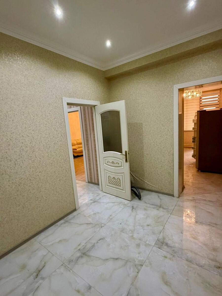 Satılır 4 otaqlı yeni tikili 190 m² — Mənzil, Bakı (12)