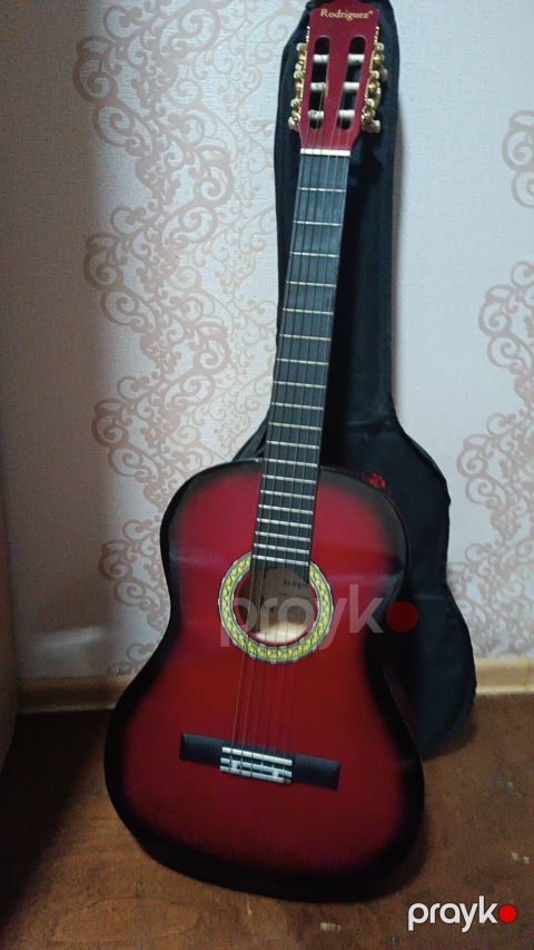 Klassik gitara, Yeni, Ünvandan götürmə — Bakı