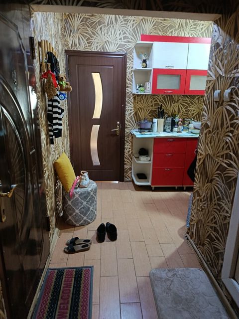 Satılır 2 otaqlı köhnə tikili 32 m² — Bakı