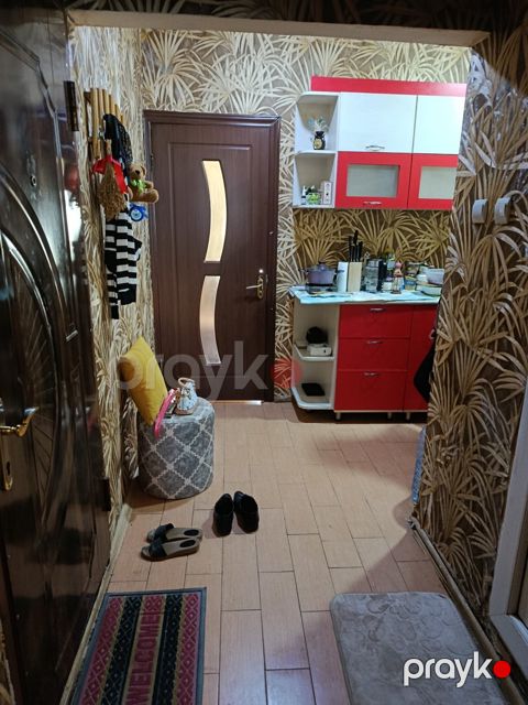 Satılır 2 otaqlı köhnə tikili 32 m²