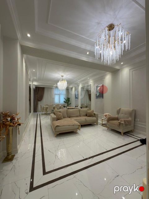 Satılır 4 otaqlı yeni tikili 206 m²