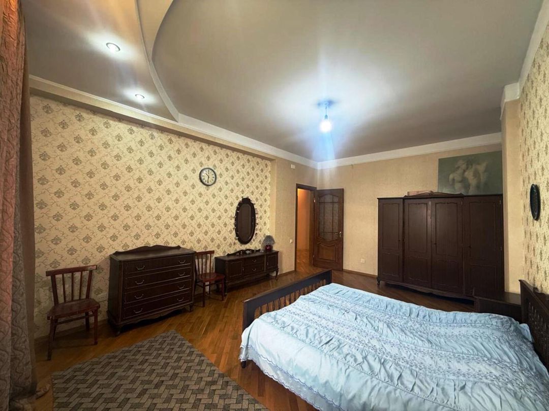 Satılır 4 otaqlı yeni tikili 208 m² — Mənzil, Bakı (9)