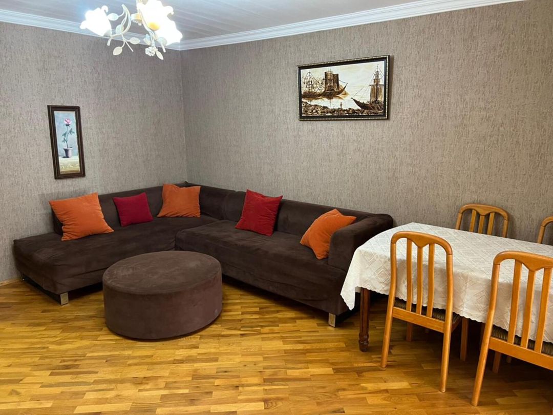 Satılır 3 otaqlı köhnə tikili 104 m² — Mənzil, Bakı (7)
