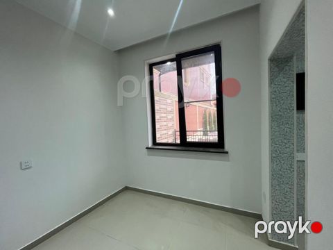 Satılır 3 otaqlı həyət evi/bağ evi 100 m²