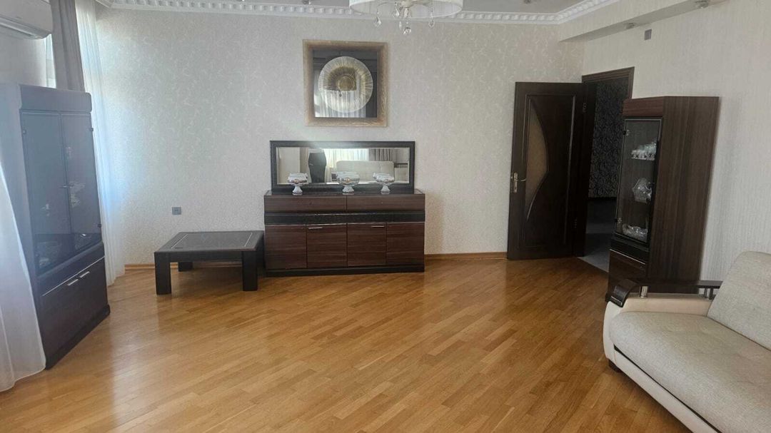 Satılır 4 otaqlı yeni tikili 170 m² — Mənzil, Bakı (3)