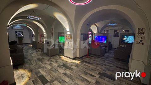 İcarəyə verilir obyekt 300 m²