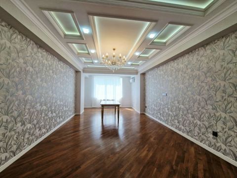 Satılır 4 otaqlı yeni tikili 142 m² — Bakı
