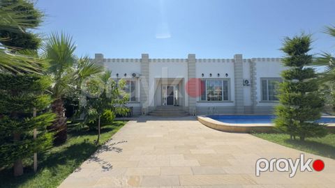 Satılır 6 otaqlı həyət evi/bağ evi 300 m²