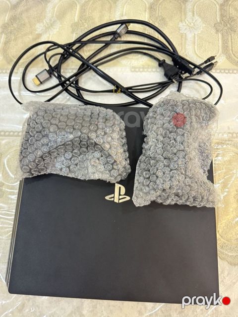 Ps 4 Pro 1 Tb Yaddaş. Satılır 2026 Mayın axırı alınıb səliqəli — Bakı