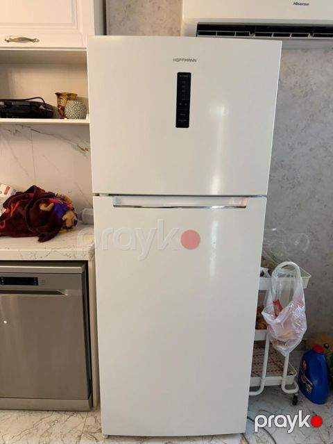 Soyuducu baha alınb yeni kimidi. Satılır 550₼. Ünvan Sulutepe — Bakı