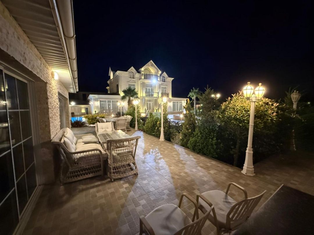 Satılır 8 otaqlı həyət evi/bağ evi 800 m² — Ev, villa, Bakı (5)